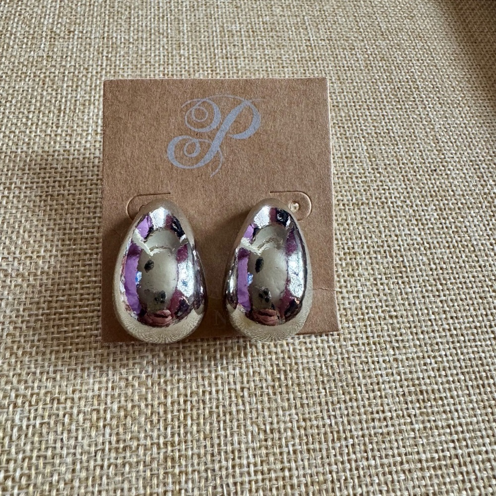 Plunder Silver Teardrop Earrings